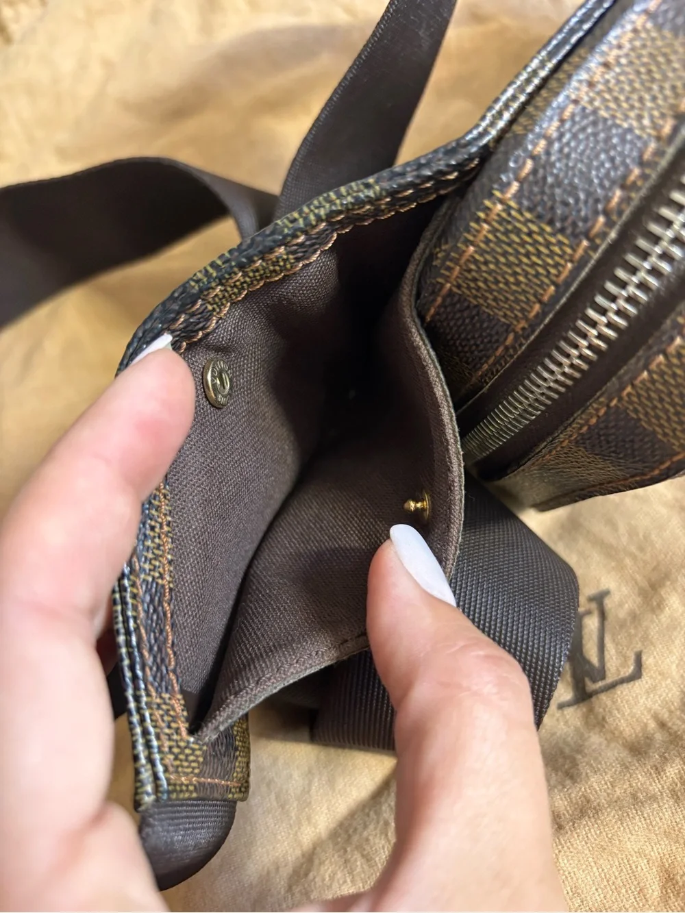 Authentic Louis Vuitton geronimos damier ebene discontinued mini bum bag